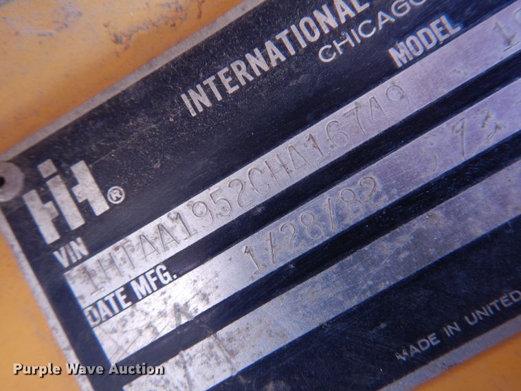 image for item DK4396 1982 International S1954  dump truck