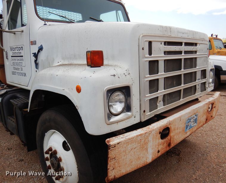 image for item DK4397 1985 International Navistar 2574  semi truck