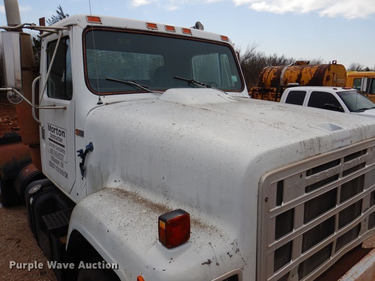 image for item DK4397 1985 International Navistar 2574  semi truck