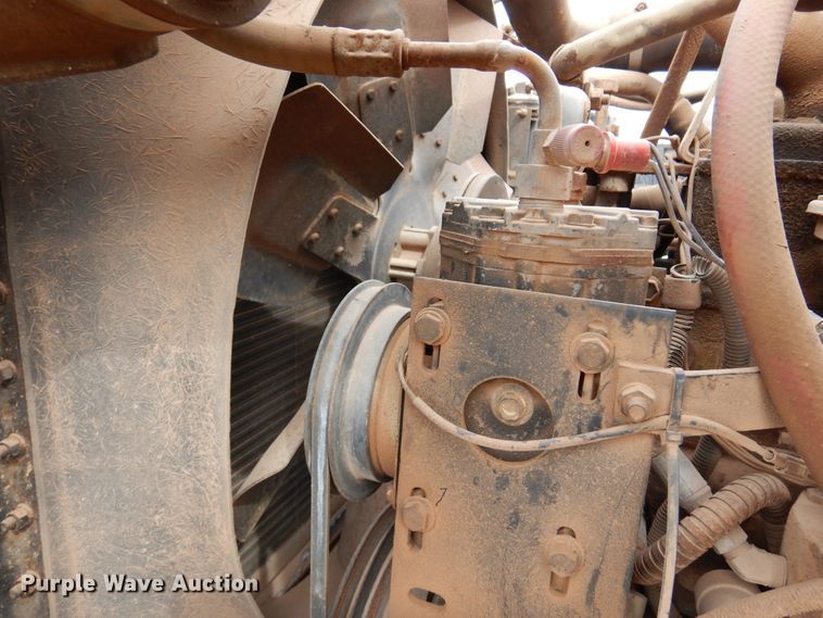 image for item DK4397 1985 International Navistar 2574  semi truck