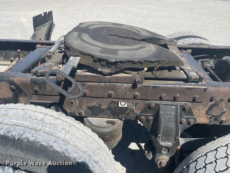 image for item DM3998 2007 Peterbilt 379  semi truck