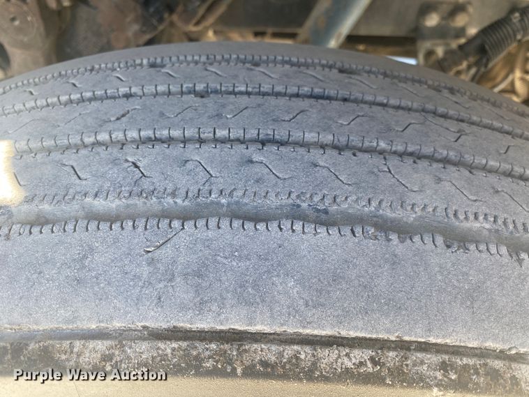 image for item DM3998 2007 Peterbilt 379  semi truck