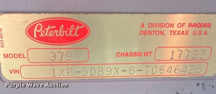 image for item DM3998 2007 Peterbilt 379  semi truck