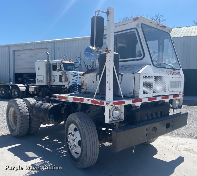 image for item DM3999 1985 Ottawa 30  yard truck