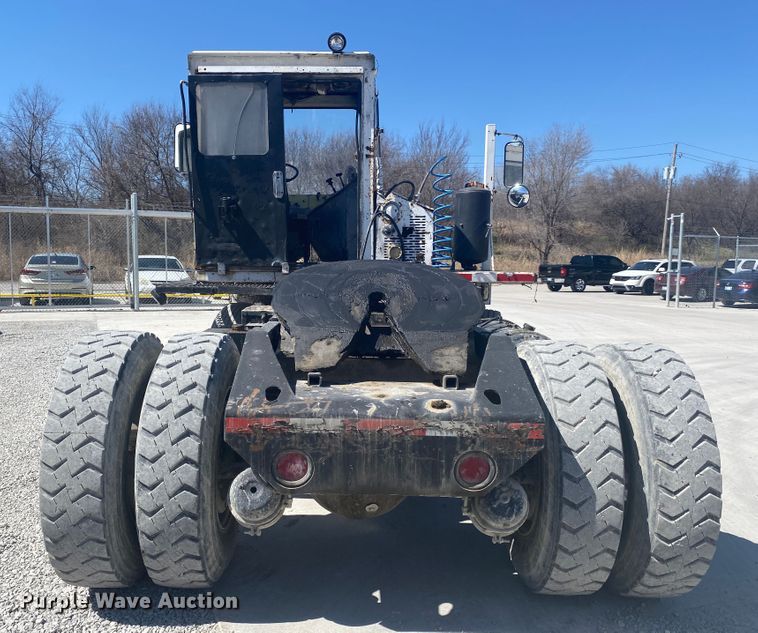 image for item DM3999 1985 Ottawa 30  yard truck