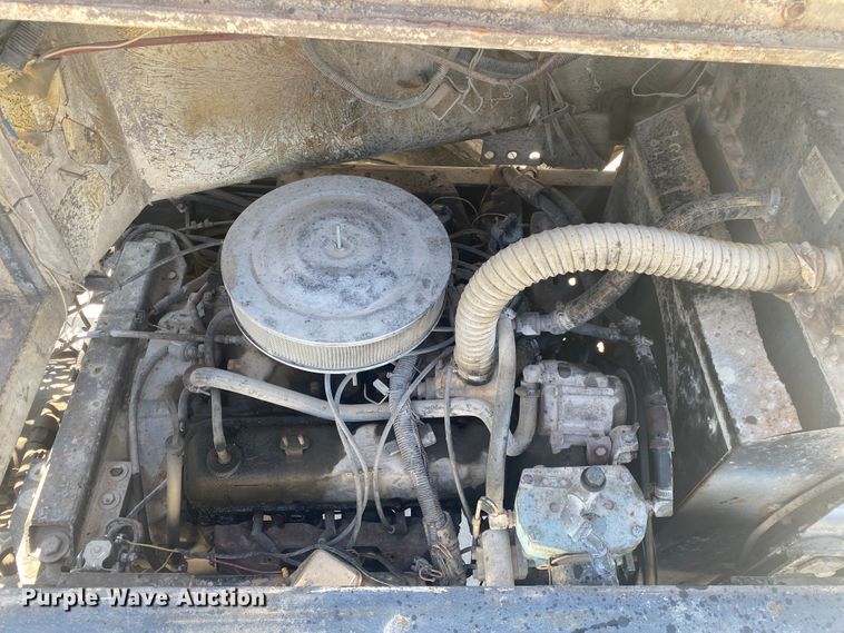 image for item DM3999 1985 Ottawa 30  yard truck