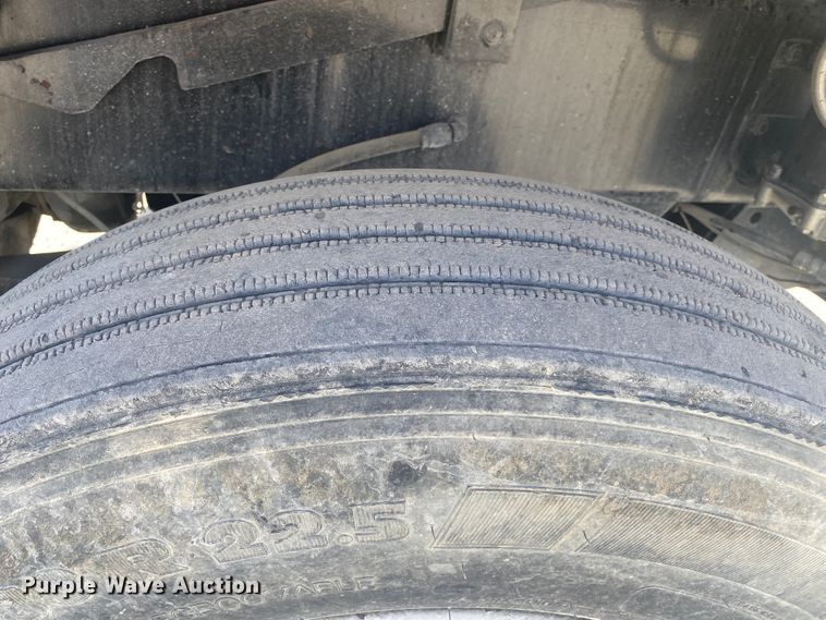 image for item DM3999 1985 Ottawa 30  yard truck