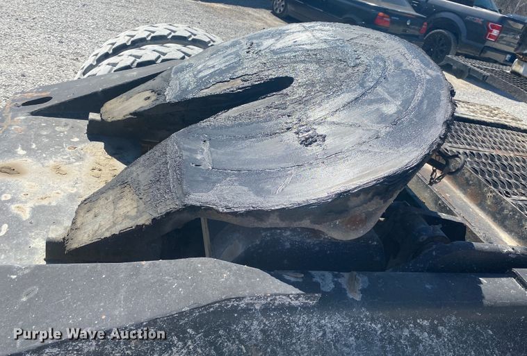 image for item DM3999 1985 Ottawa 30  yard truck