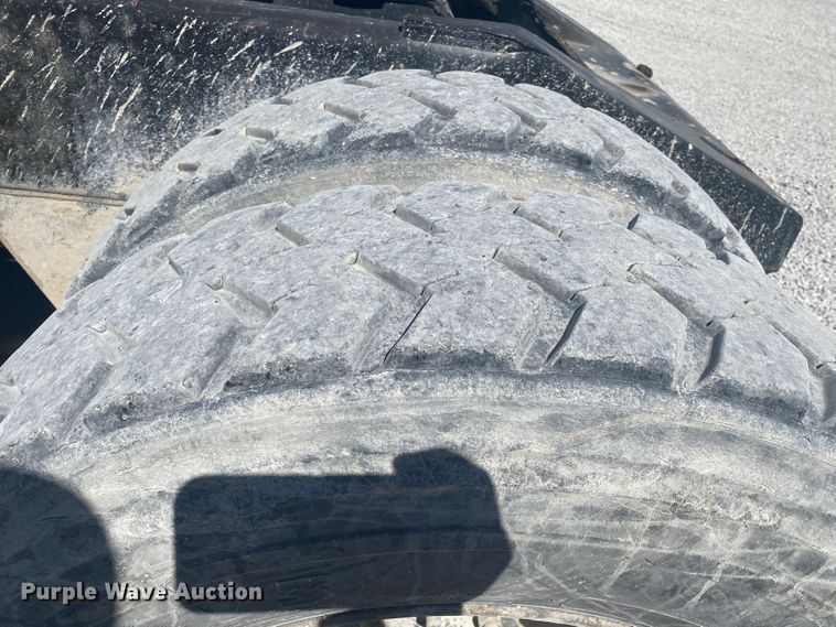 image for item DM3999 1985 Ottawa 30  yard truck