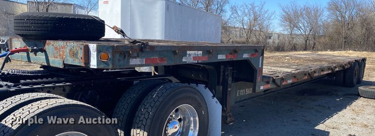 image for item DM4002 1970 Clark  extendable drop deck trailer