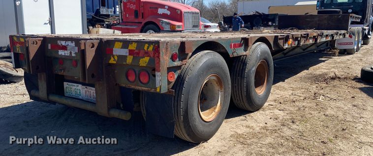 image for item DM4002 1970 Clark  extendable drop deck trailer