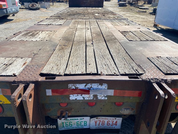 image for item DM4002 1970 Clark  extendable drop deck trailer