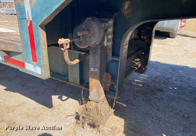 image for item DM4002 1970 Clark  extendable drop deck trailer