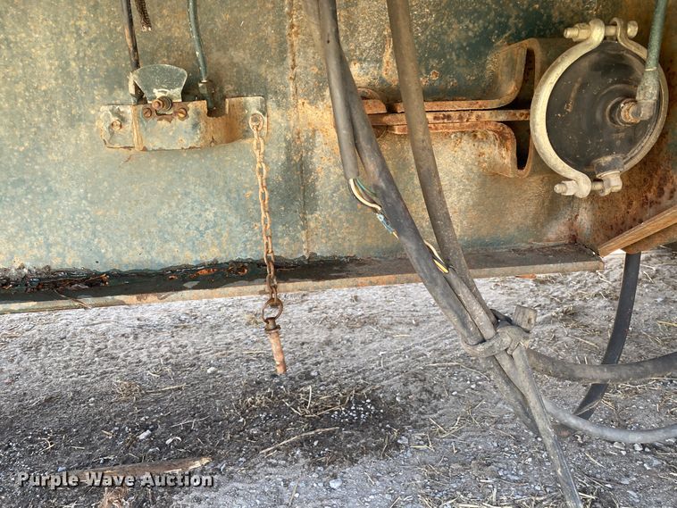 image for item DM4002 1970 Clark  extendable drop deck trailer