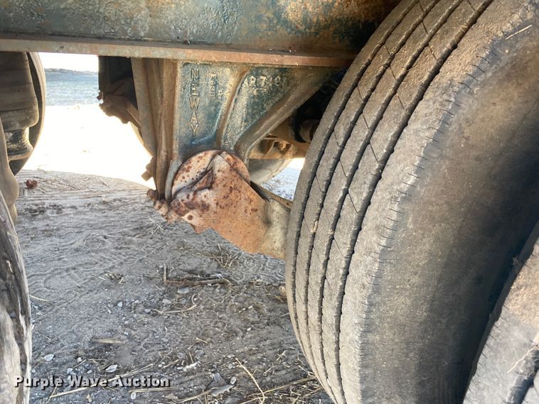 image for item DM4002 1970 Clark  extendable drop deck trailer