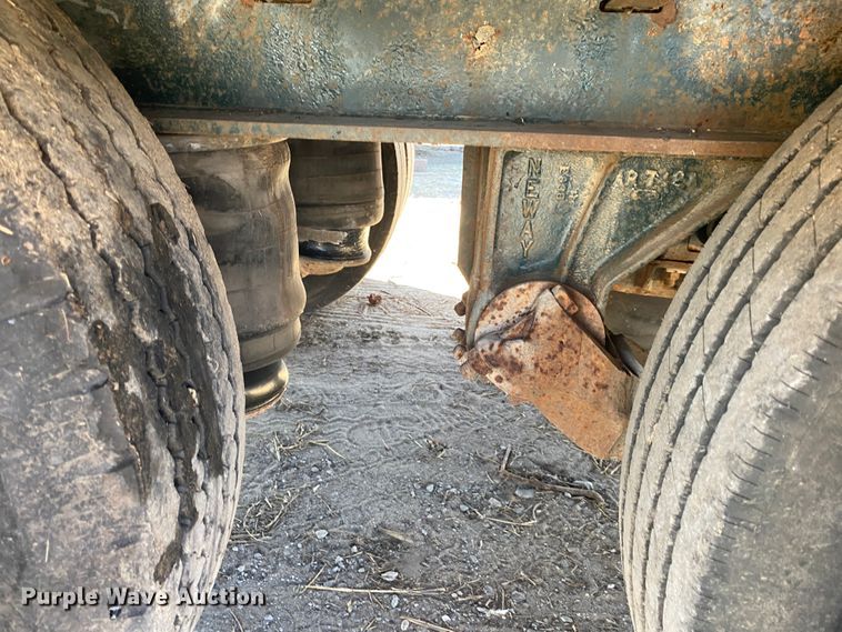 image for item DM4002 1970 Clark  extendable drop deck trailer