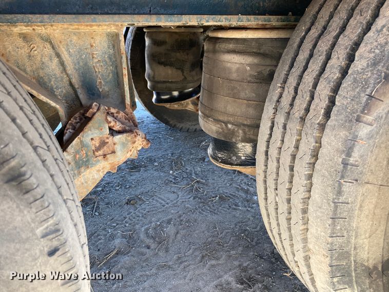 image for item DM4002 1970 Clark  extendable drop deck trailer