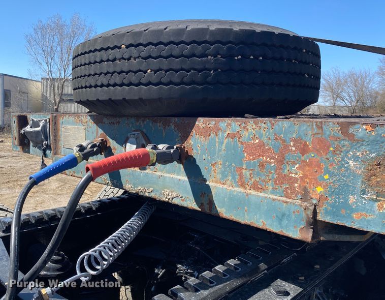 image for item DM4002 1970 Clark  extendable drop deck trailer