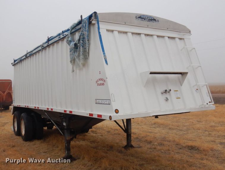 image for item DM5390 1998 Hawkeye  grain trailer