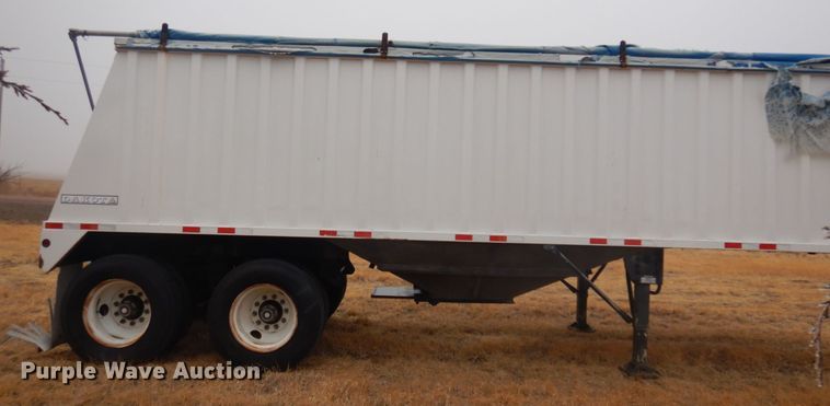 image for item DM5390 1998 Hawkeye  grain trailer