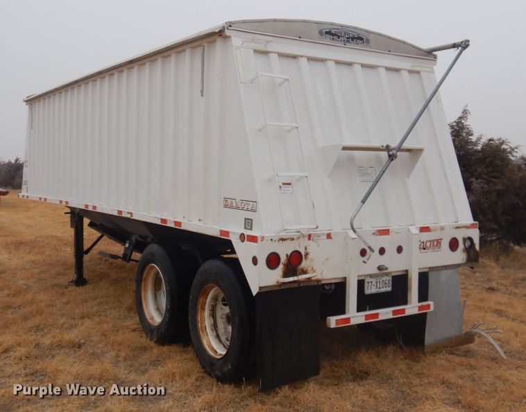 image for item DM5390 1998 Hawkeye  grain trailer