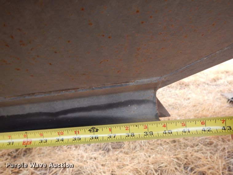 image for item DM5390 1998 Hawkeye  grain trailer