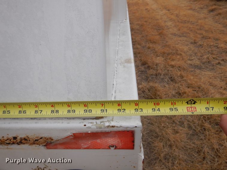 image for item DM5390 1998 Hawkeye  grain trailer