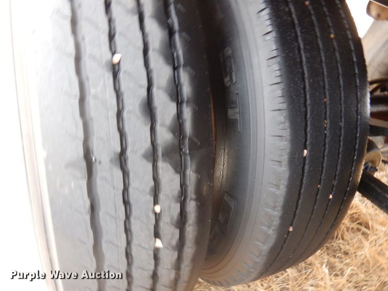 image for item DM5390 1998 Hawkeye  grain trailer