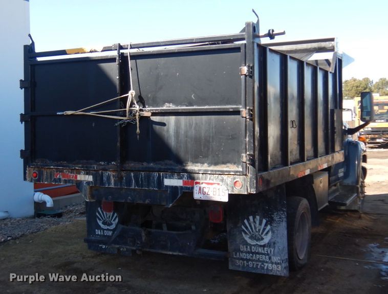 image for item DM5396 2003 Chevrolet C4500  dump truck
