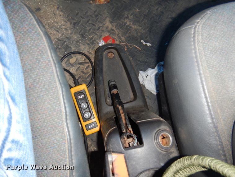 image for item DM5396 2003 Chevrolet C4500  dump truck