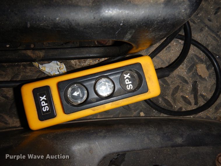 image for item DM5396 2003 Chevrolet C4500  dump truck