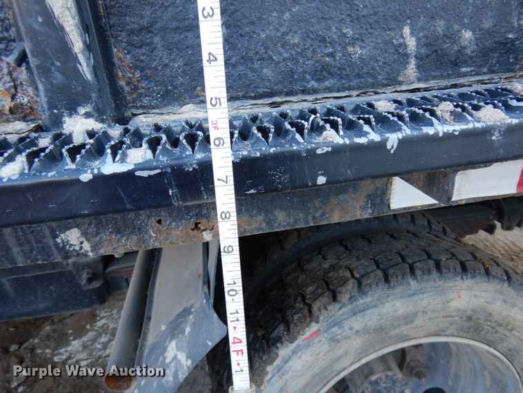 image for item DM5396 2003 Chevrolet C4500  dump truck