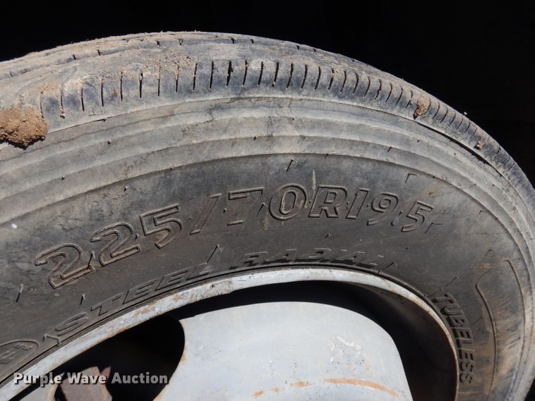 image for item DM5396 2003 Chevrolet C4500  dump truck