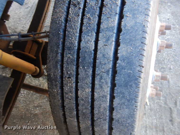 image for item DM5396 2003 Chevrolet C4500  dump truck