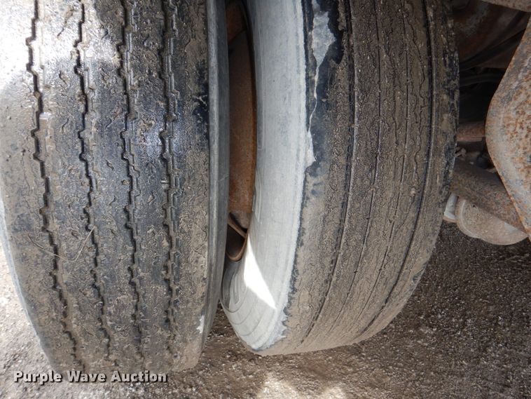 image for item DN7277 1998 Trailmobile  dry van trailer