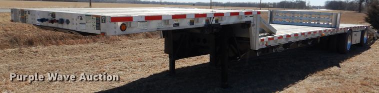 image for item DR0867 2004 Wilson CFD900  drop deck trailer