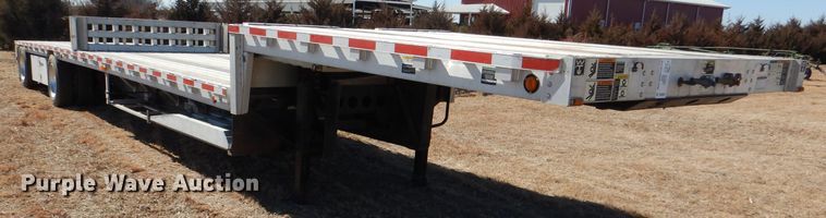 image for item DR0867 2004 Wilson CFD900  drop deck trailer