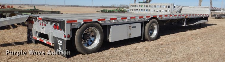 image for item DR0867 2004 Wilson CFD900  drop deck trailer