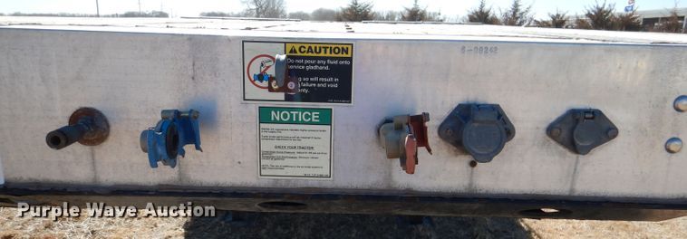 image for item DR0867 2004 Wilson CFD900  drop deck trailer