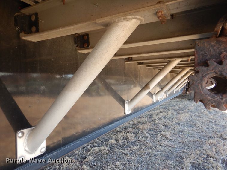 image for item DR0867 2004 Wilson CFD900  drop deck trailer