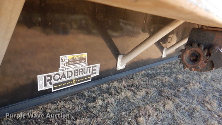 image for item DR0867 2004 Wilson CFD900  drop deck trailer