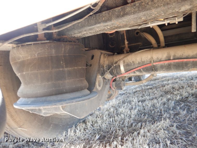 image for item DR0867 2004 Wilson CFD900  drop deck trailer