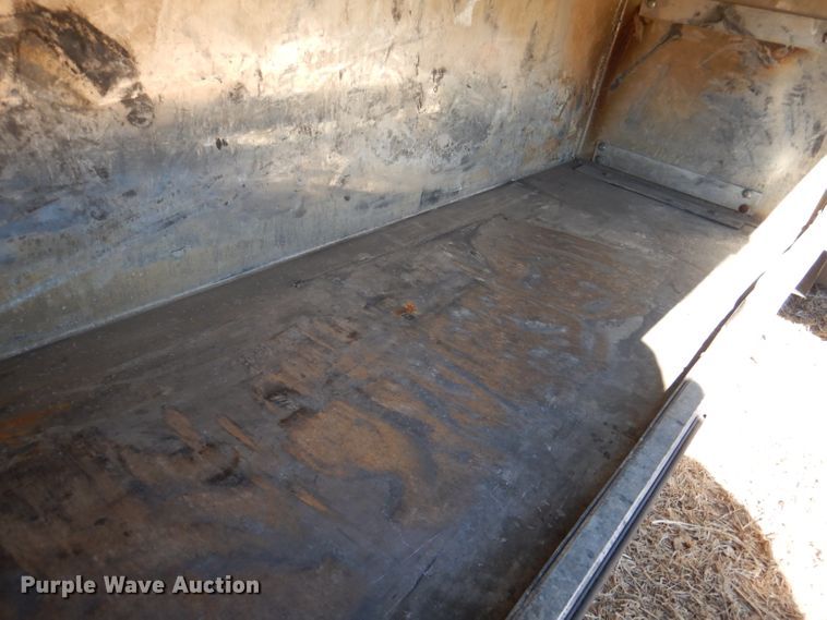 image for item DR0867 2004 Wilson CFD900  drop deck trailer