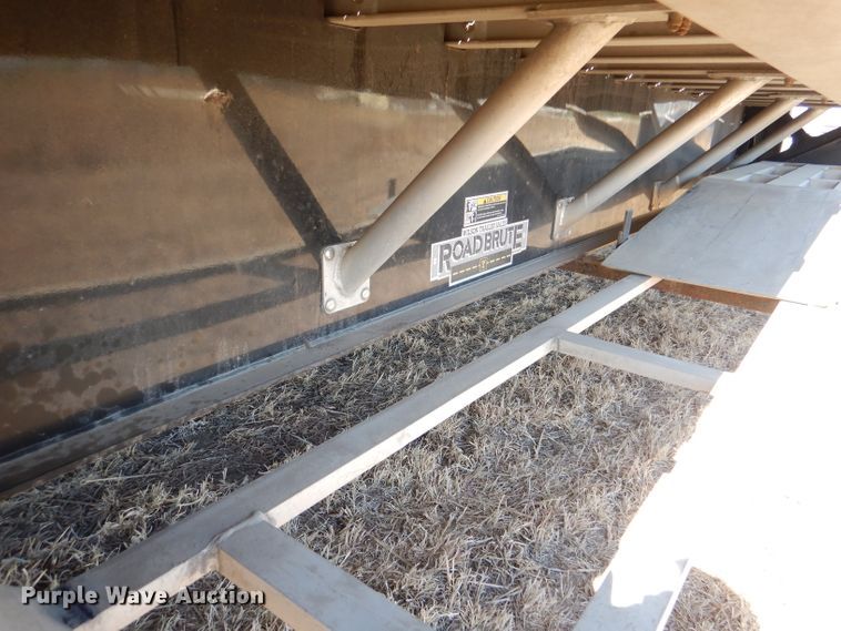 image for item DR0867 2004 Wilson CFD900  drop deck trailer