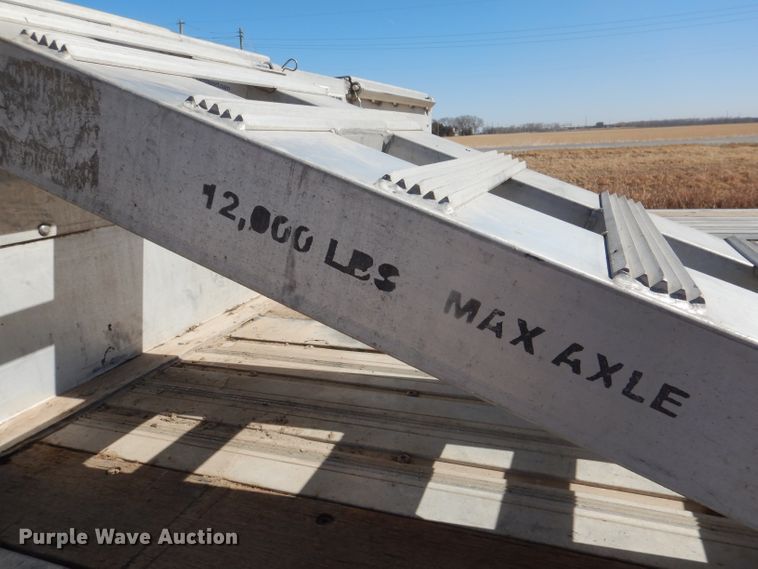 image for item DR0867 2004 Wilson CFD900  drop deck trailer