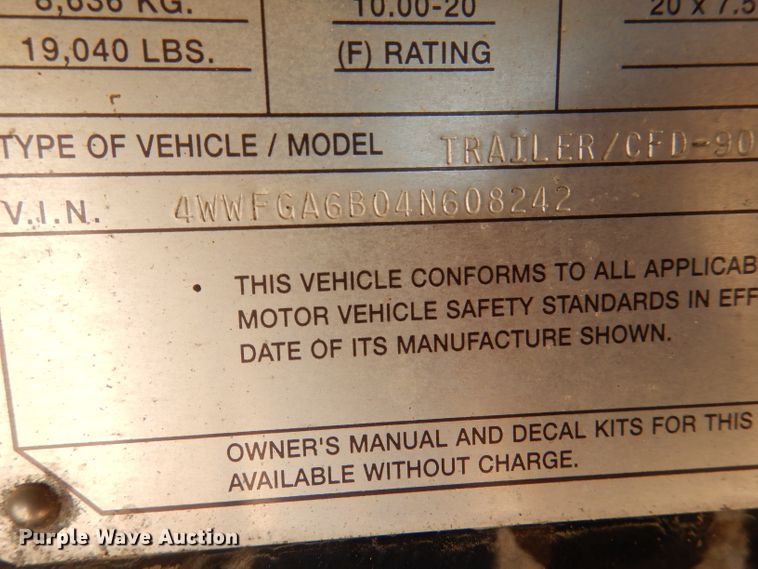 image for item DR0867 2004 Wilson CFD900  drop deck trailer