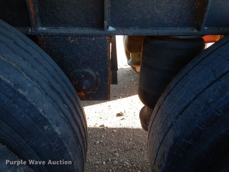 image for item DR1123 2000 Nu Van NVF-75102  side curtain trailer