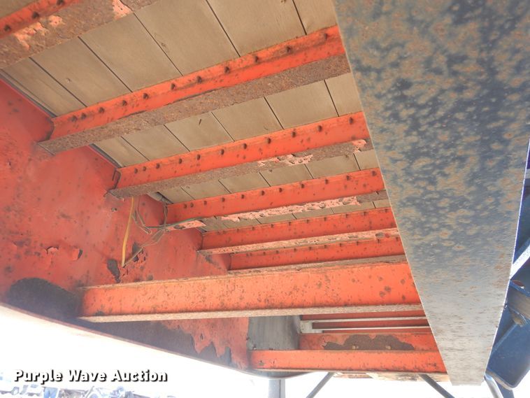 image for item DR1123 2000 Nu Van NVF-75102  side curtain trailer