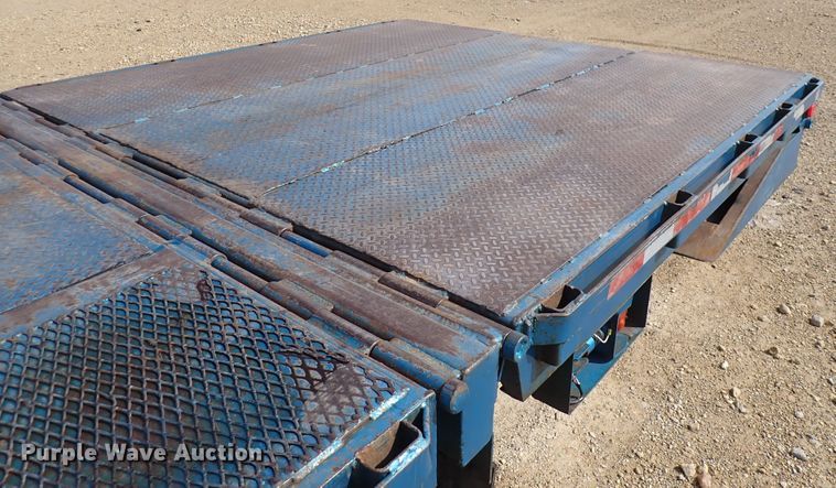 image for item DS7029 2004 Ledwell  drop deck trailer