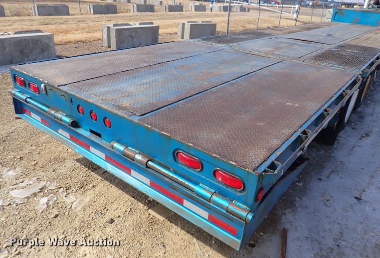 image for item DS7029 2004 Ledwell  drop deck trailer